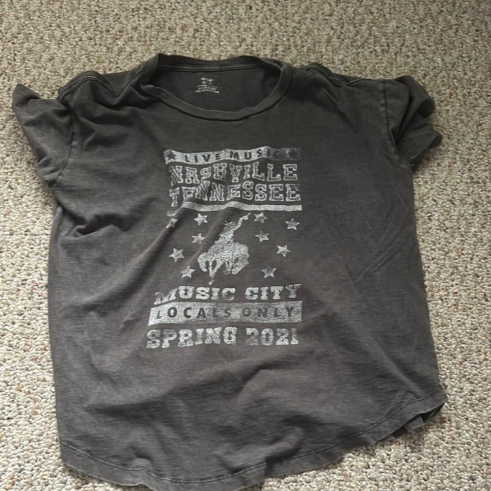 Aerie Nashville graphic T size xs
